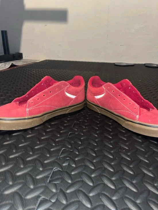 Vans Red Suede Low Top Sneakers Size 7.5 No Laces - Picture 8 of 8